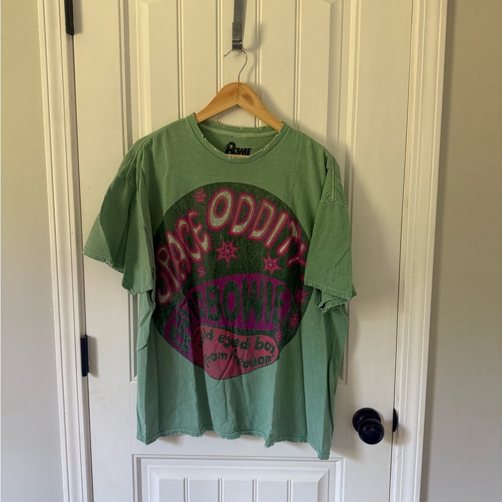 Urban Outfitters Space Oddity Graphic Tee - Green and Pink
